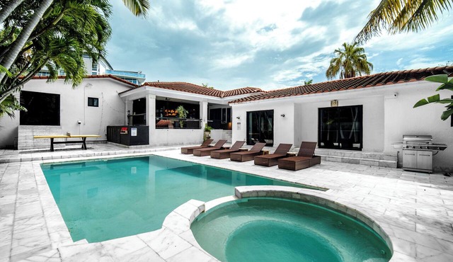 8BR Near Kiki on the River, Cinema, Pool, Gym, BBQ
