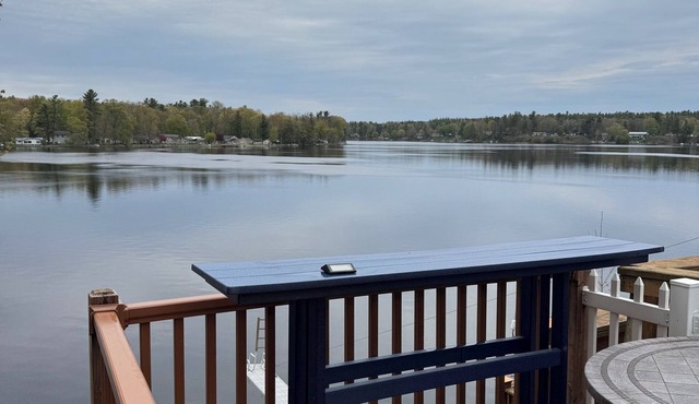 Adorable 3-bedroom cottage on Croton Pond. Relax and enjoy the water and view.
