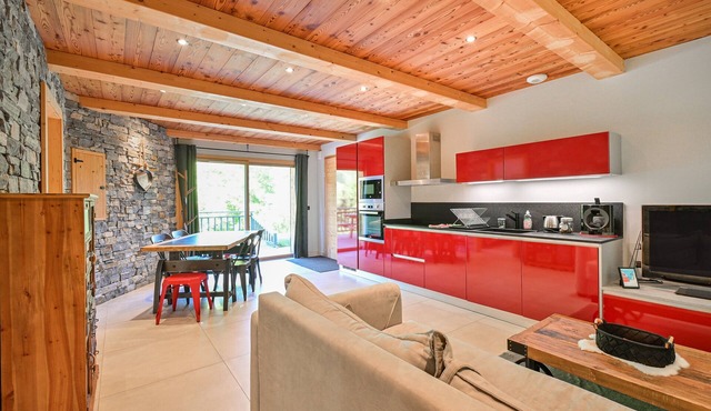 Apartment Alice in Chalet with Mountain View and Shared Terrace