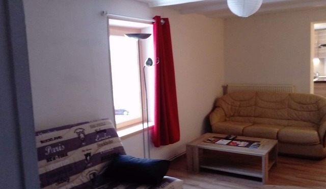 APARTMENT 6/8 PERSONS on lelex station (Monts Jura)