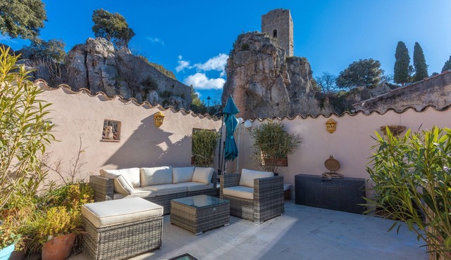Apartment 'Avec Terrasse Tropezienne' with Wi-Fi and Air Conditioning