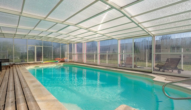 Apartment 'Le Clos Du Champ De L'Amour - Meschers' with Private Pool, Wi-Fi & Air Conditioning
