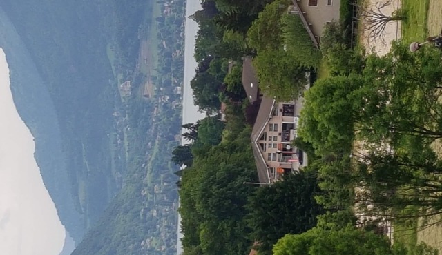 Apartment with a great view of Lake Annecy.