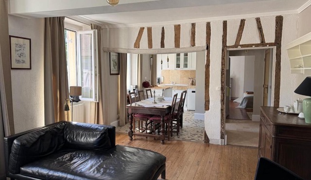 Appartement 1er étage dans maison de maître