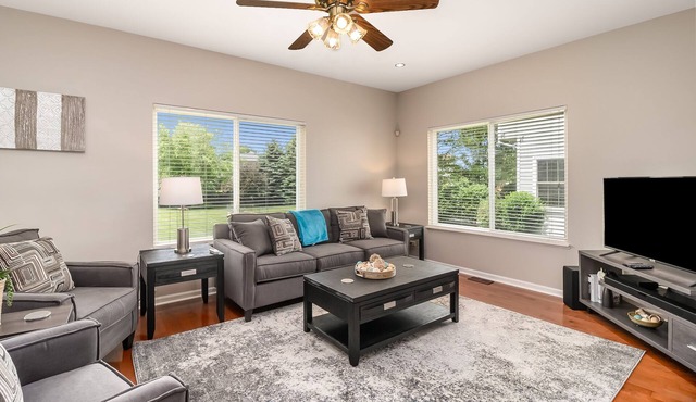 Aurora Rental - Shiloh