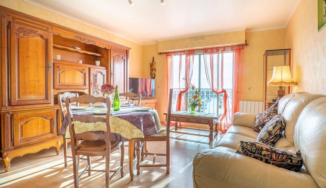 Beautiful apartment for 4 people with WIFI and TV