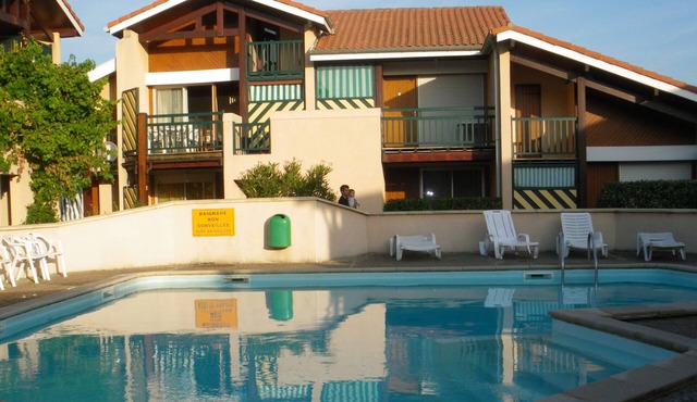 BEL APPT quiet, centrally located, 200m beach, surf spot The Cers - WIFI -