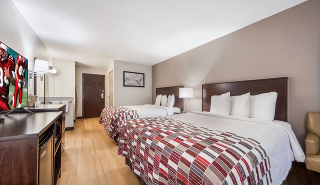 Best Value, Quality Stay! 3 Pet-friendly Units, Indoor Pool, Free Parking!