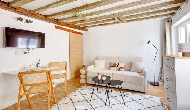 BM - Studio refait à neuf en plein coeur du Marais