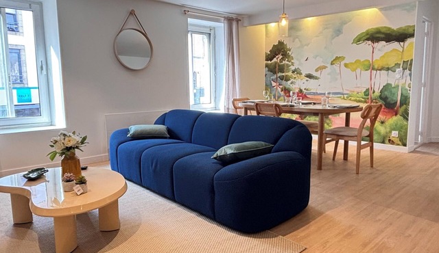 Breton Escape – Luxury Apartment with Balneo Spa in Central Quimper