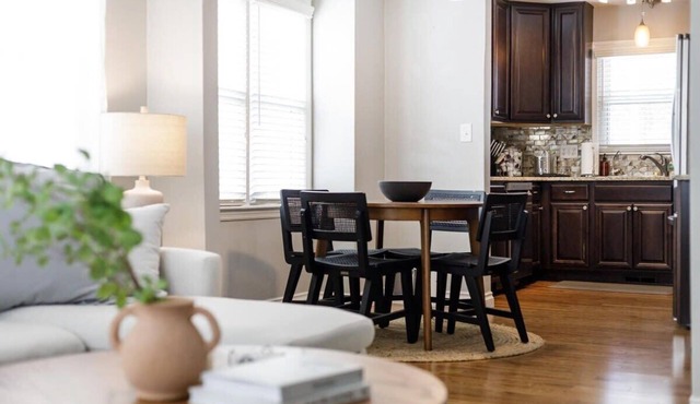 Bright, Beautiful & Cozy 4BR/2BA Plymouth Getaway!