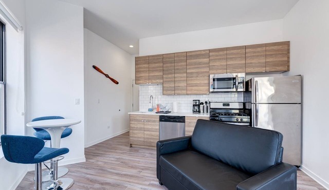 Cabin 301 by 747 Lofts