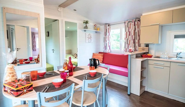 Camping les Calquieres* - Mobile Home Cozy 4 rooms 6 people Air-conditioned in Severac D'aveyron