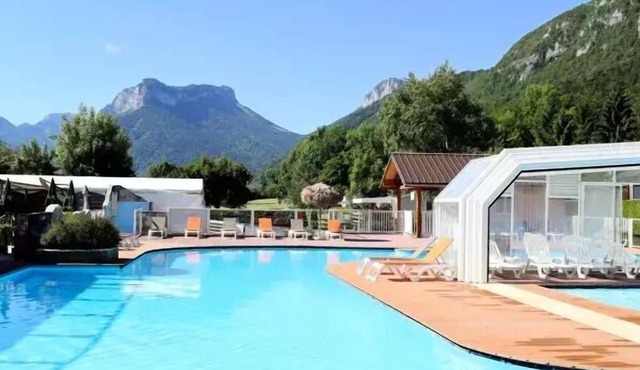 Camping Les Fontaines**** - Mobile Home Cozy Riviera 3 rooms 5 people