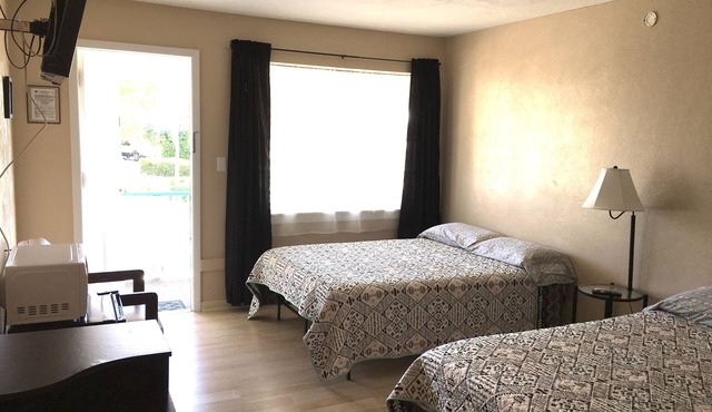 Cedar Inn in Cedar Key