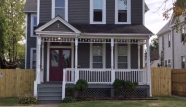 Centrally located, completely remodeled Full Apt unit