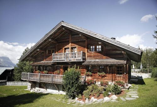 Chalet Chatel, avec services, Collection Chalets des Fermes - Megève in Megève