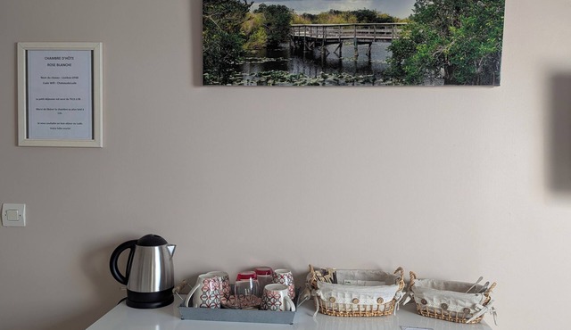 Chambre Rose Blanche