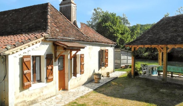 Charmante maison de campagne avec jardin et barbecue