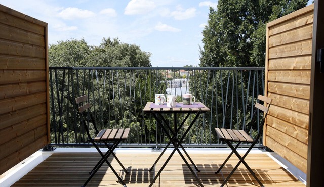 Charming 2 rooms with terrace and parking