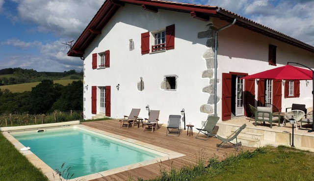 Charming Basque house with swimming pool
