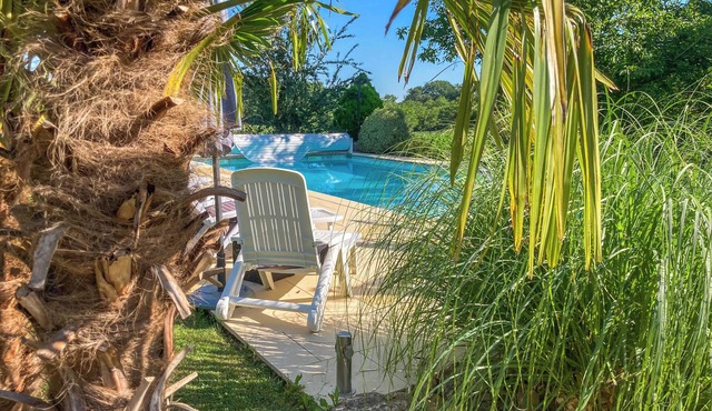 Charming gite with lush garden and private pool