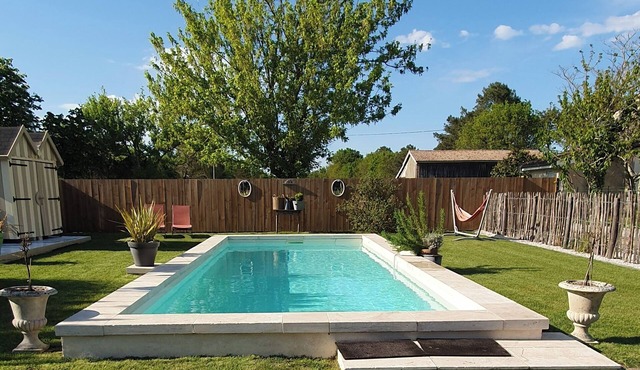Charming villa withswimming pool between lake, océan and vineyards