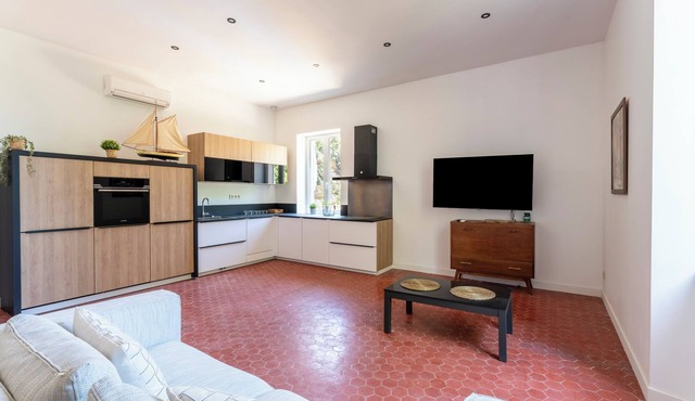 Chateau de Couvent Apartment for 2 people next to the golf course