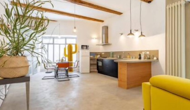Chic & Modern