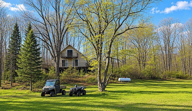 Classic Up North Cabin: Boat, Fish, ATV & Explore