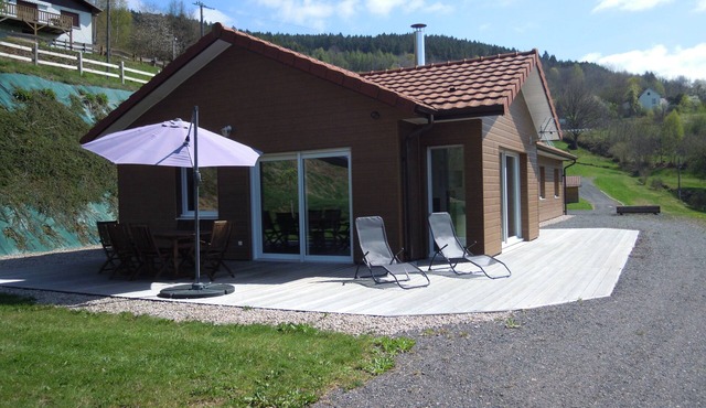 Comfortable single-storey chalet 130m2, unoverlooked, superb view of the valley in Plainfaing