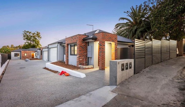 Corporate Entire House 1Walk to Curtin University