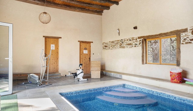 Cottage with Heated Indoor Pool
