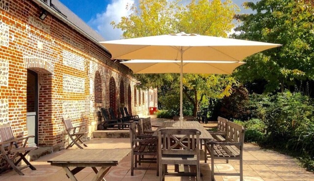 Country house ideal for big families, groups of friends & corporate retreats.