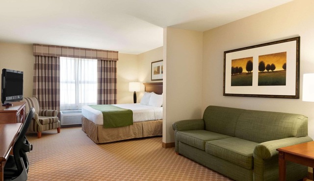 Country Inn & Suites by Radisson, Peoria North, IL