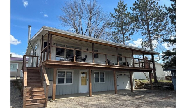 Cozy 2-bedroom bachelor in quaint Pardeeville