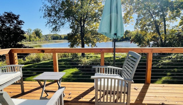 Cozy Lakefront Retreat w/Hot Tub, Pet Friendly, Sleeps 10