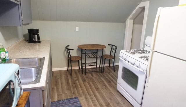 Cute 2 Bedroom Near Starved Rock & Downtown Ottawa