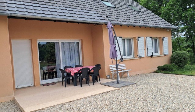 Detached house just 5 minutes from Terrasson Lavilledieu—perfect for exploring the region!
