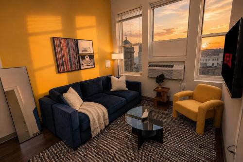 Downtown 2BR Stay 4 Min to Milwaukee Public Market