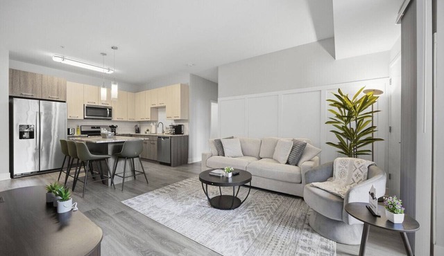 Elegant 2BR Oasis | Free Parking, Playroom, Pool