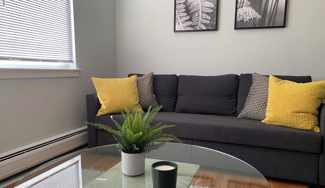 Enjoy this comfortable apartment in a quiet Chicago Northwest Suburb.