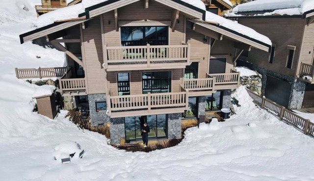 Exceptional chalet Auron 330 M2