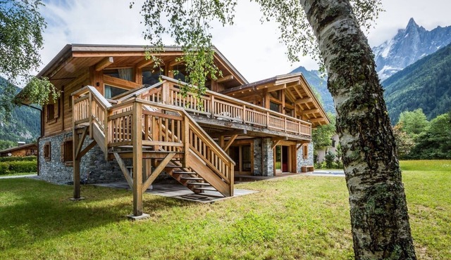 Exclusive 5 BR Chalet in the Valley