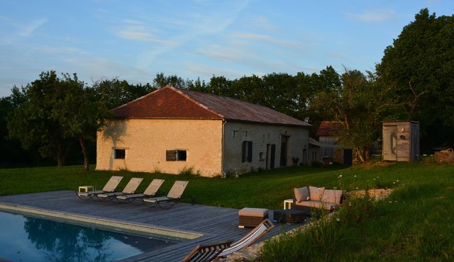 Farmhouse well renovated with heated pool, Jacuzzi, sauna, home cinema