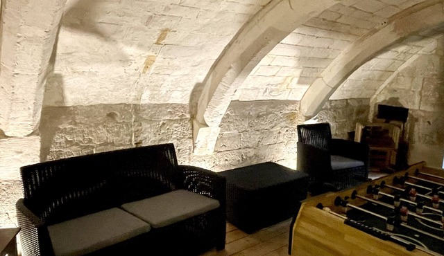 Former presbytery just renovated, 3 stars