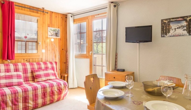 Cozy central studio, balcony, near slopes