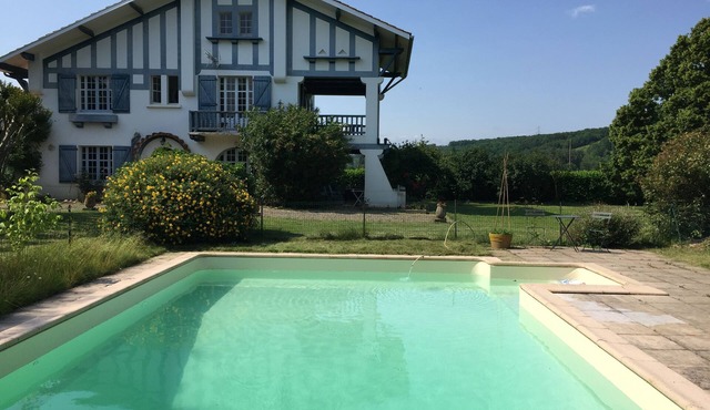 Gite with pool close to the pyrenees & ancient Abbey of Saint Sever de Rustan in Saint-Sever-de-Rustan
