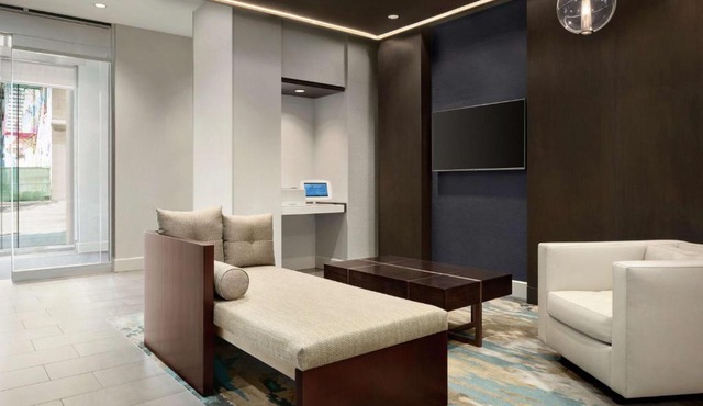 Hilton Garden Inn Chicago Downtown South Loop
