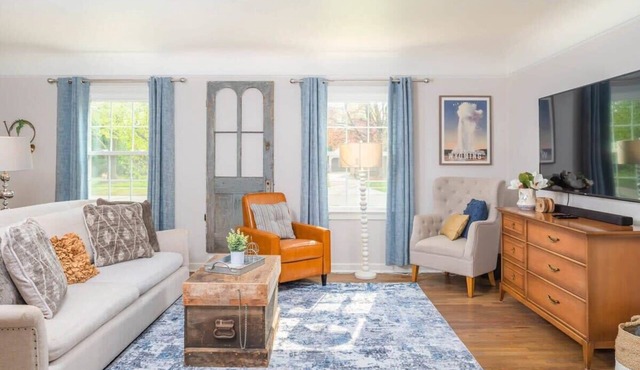 Historic Home in Appleton w/Patio & Fenced Yard